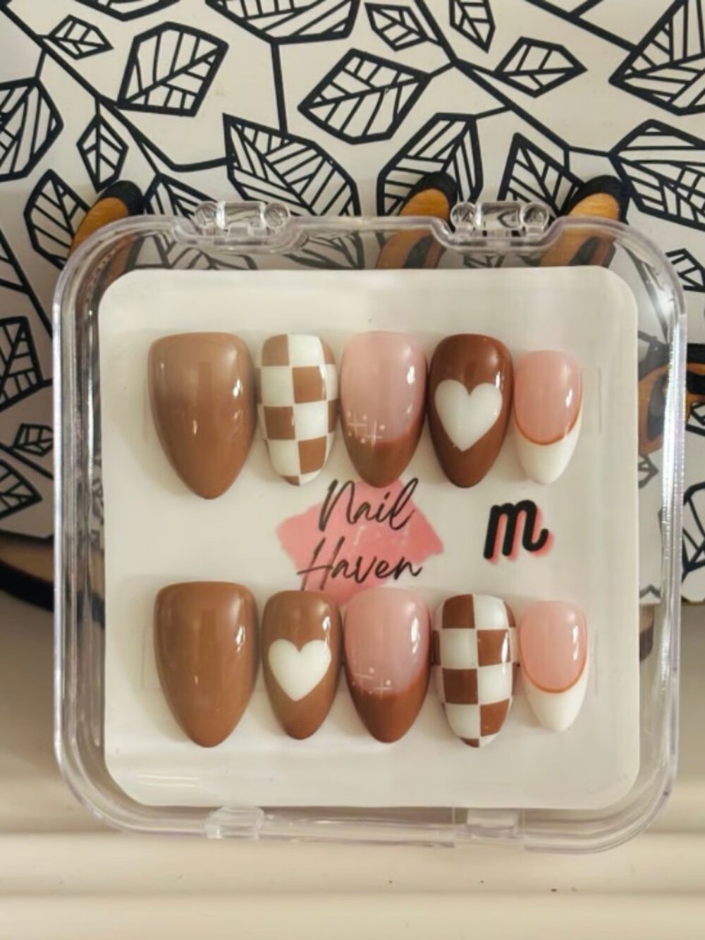 Nail Haven Brown Heart and Checkerboard Press On Nails